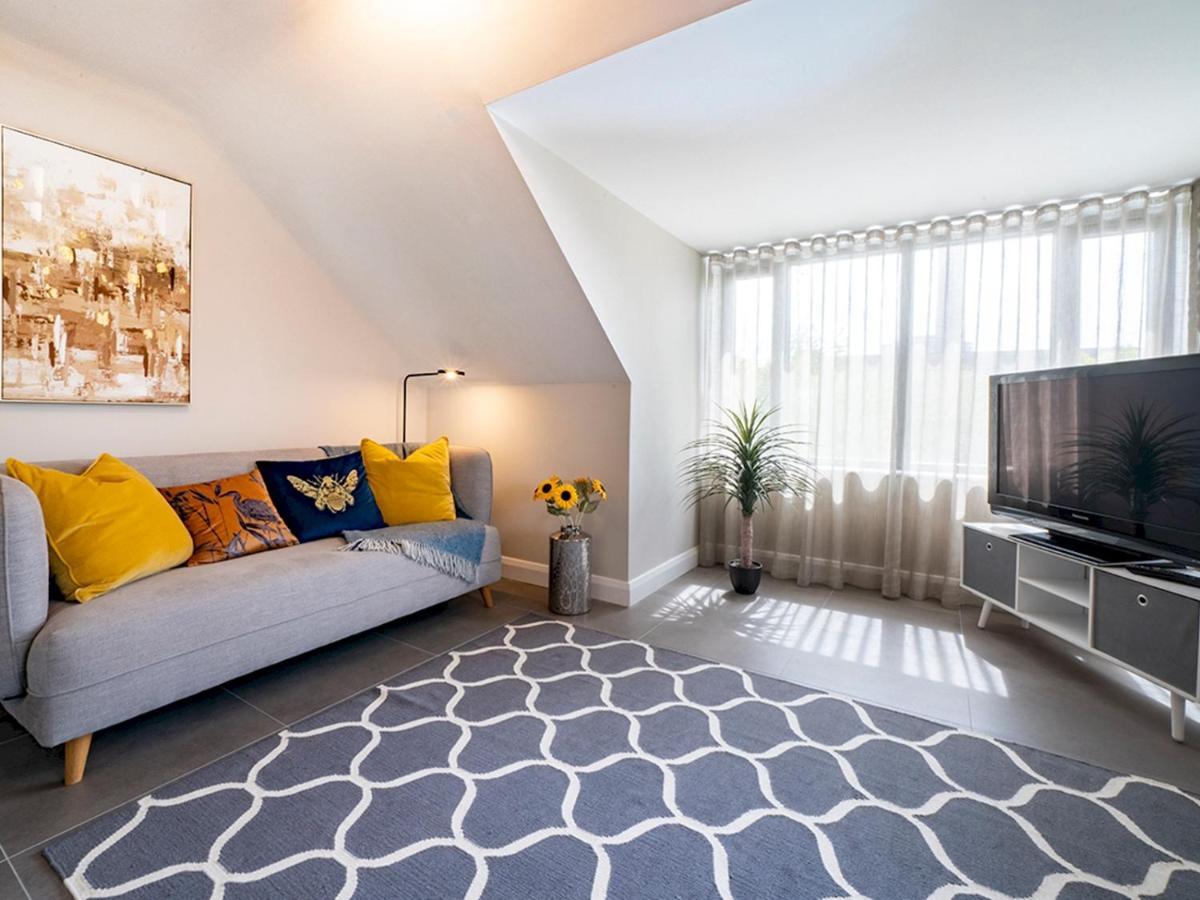 Pass The Keys Luxurious 1Br Apt In Prime Location With Top Amenities Apartment Belfast Bagian luar foto