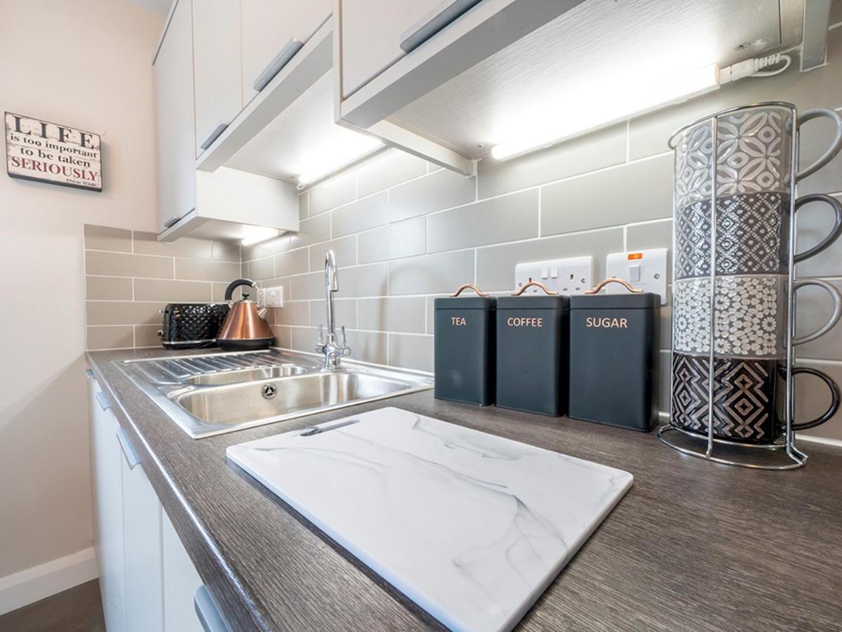Pass The Keys Luxurious 1Br Apt In Prime Location With Top Amenities Apartment Belfast Bagian luar foto