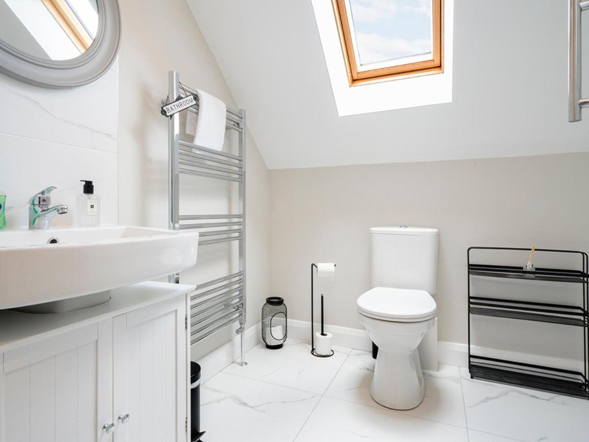 Pass The Keys Luxurious 1Br Apt In Prime Location With Top Amenities Apartment Belfast Bagian luar foto